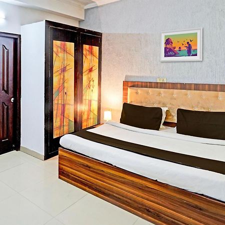 Super Hotel O Palm Ντεχραντούν Εξωτερικό φωτογραφία