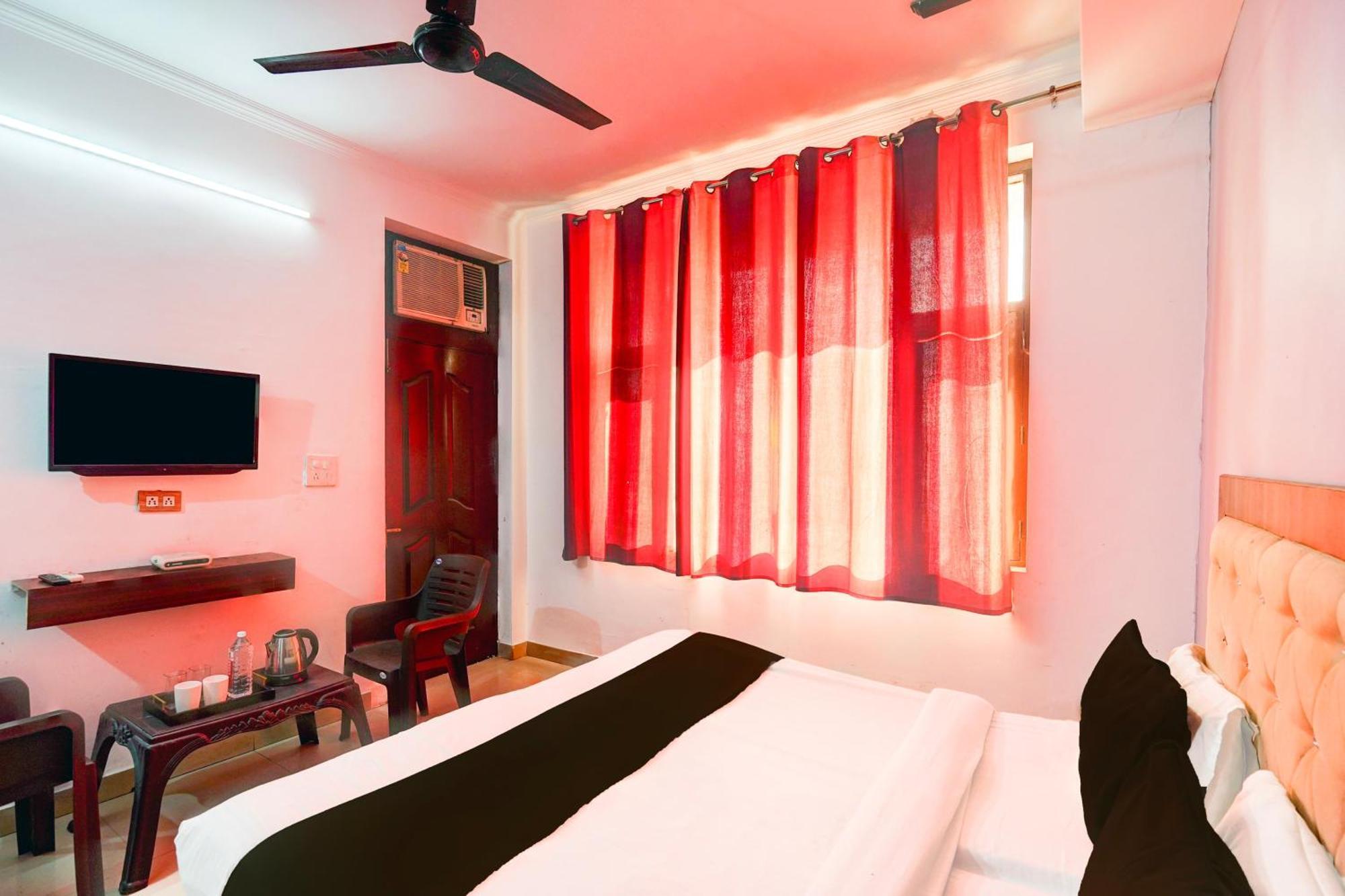 Super Hotel O Palm Ντεχραντούν Εξωτερικό φωτογραφία